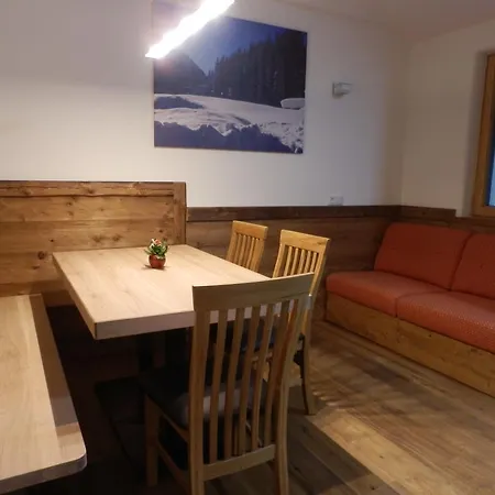 Haus Alpenflora Apartment